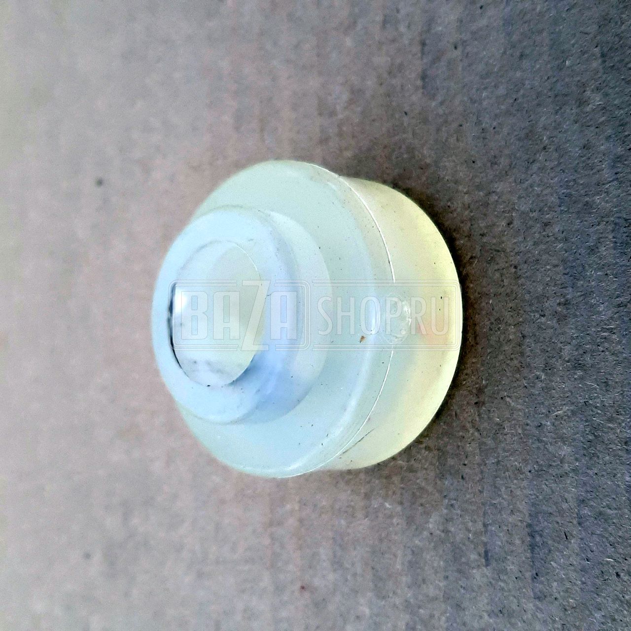 Подушка  двигателя  УАЗ 452, 469 НИЖНЯЯ ПОЛИУРЕТАН (БЕЛАЯ) БАЛАКОВО / 469-1001025 (Балаково)