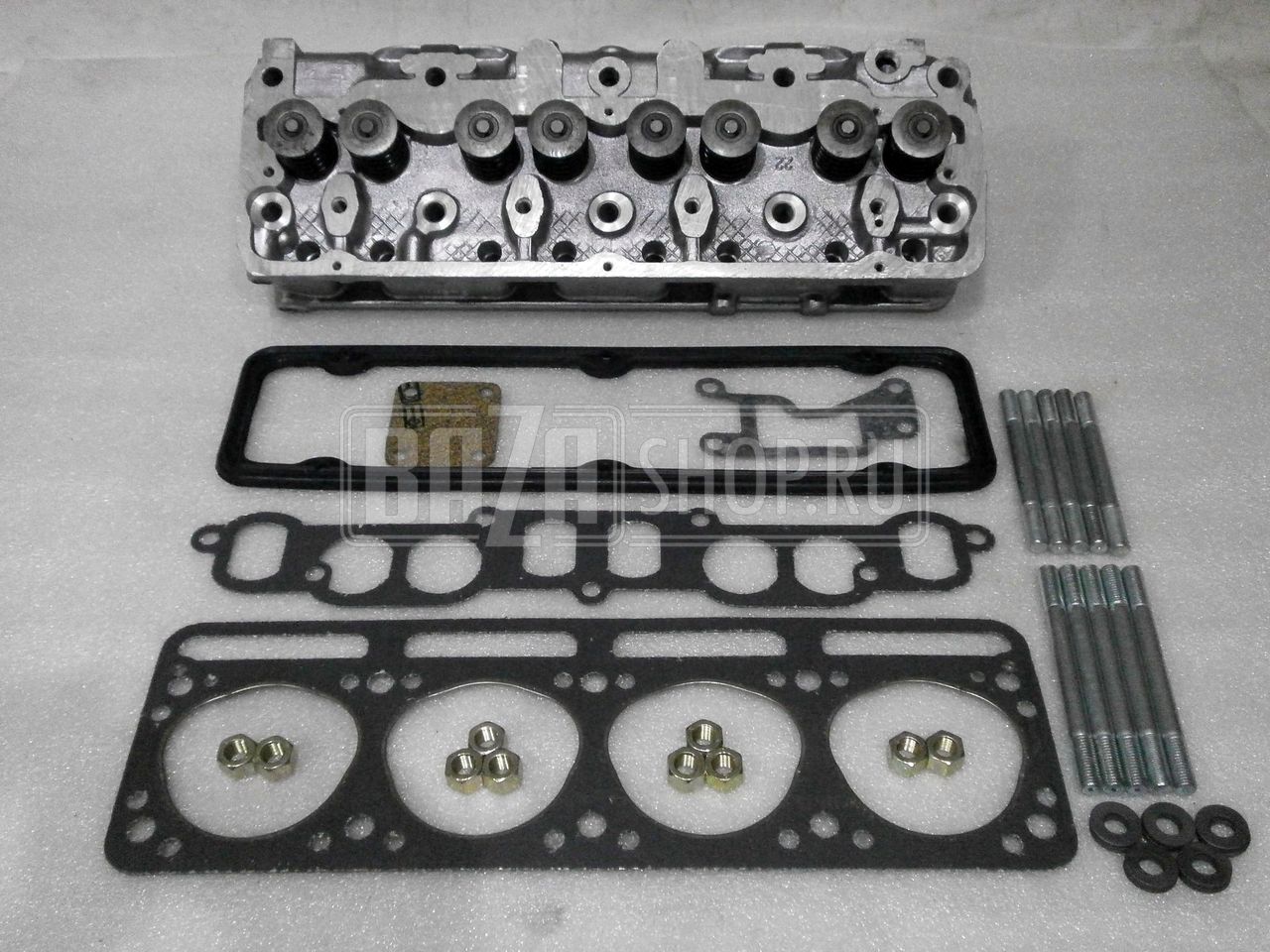 Головка  блока в сб.  УАЗ 4218-10, 421-30 дв. (А-92) под штуцер 1/2, с крепежом и прокладками  "УМЗ" / 421.1003002 (421.1003010-21)